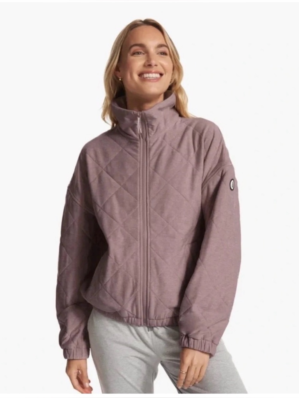 Vuori Women's Halo insulated Jacket in Dusty Rose Size M